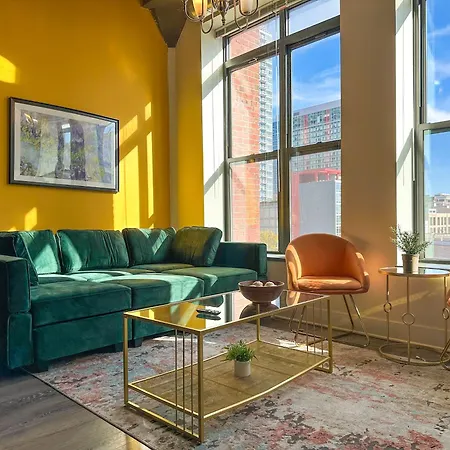Mccormick Place With City View 2Br-2Ba For 8 Guests - Optional Parking & Gym Access